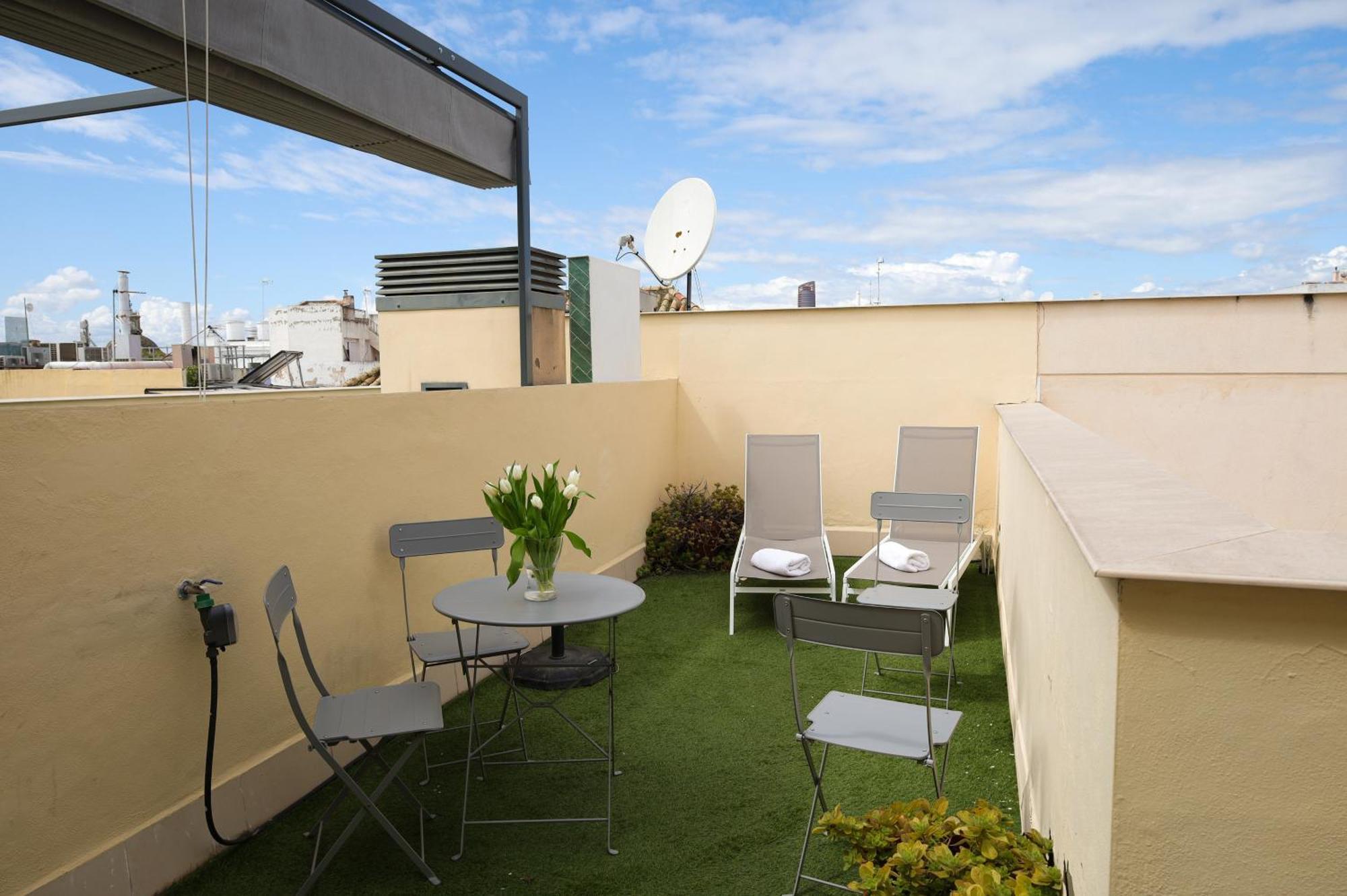 Guzman El Bueno Suites Seville Exterior photo